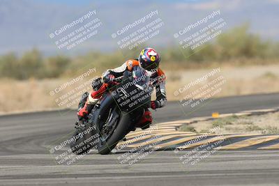 media/Nov-16-2025-Race Pace (Sun) [[8c5fa54630]]/Verified Riders/7-Turn 4 (1155am)/